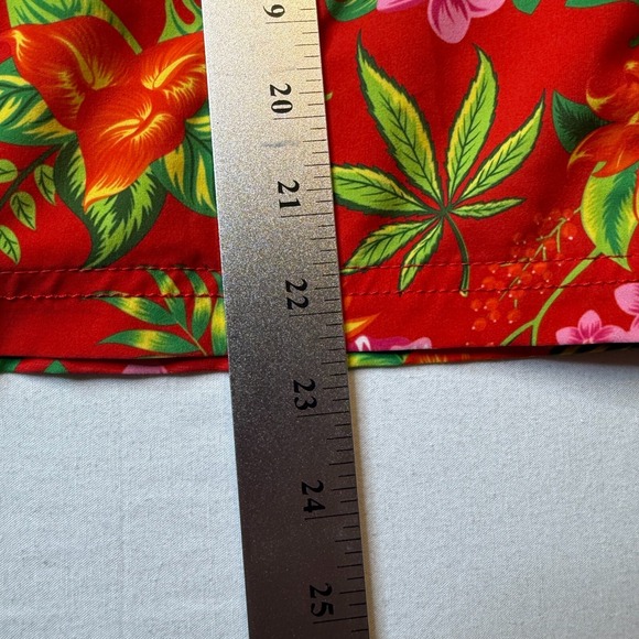 DGK Board Shorts Mens 32 Red Hawaiian Floral Print Permanent Vacation Surf Swim - Picture 9 of 9